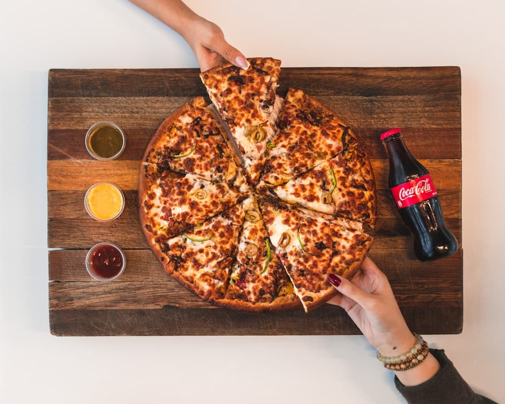 Gyrospizza mit Zwiebeln & Peperoni — La Palma Pizzeria Edewecht